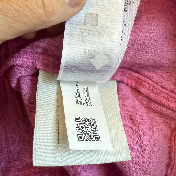 Pink Women's Top Gap size S  gauzy material. Super cute - Picture 6 of 6